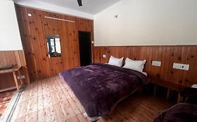 Hotel The Ssb - Property Of The Year ! Luxury Balcony Rooms ! Mountain View ! Rooftop Cafe ! Big Parking !